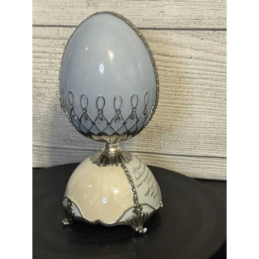 Ardleigh Elliott Loving Remembrance Musical Egg 6in Amazing Grace